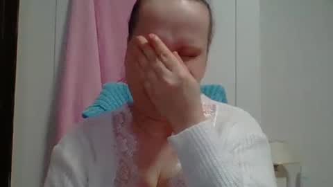 Snapshot of _squirty_pussyyy_ chatting on February 2025 02:15:01 AM Melisa online show from February 2025 02:15:01 AM