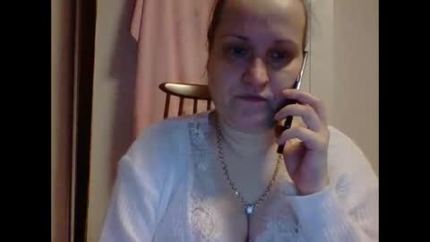 Snapshot of _squirty_pussyyy_ chatting on February 2025 06:42:02 PM Melisa online show from February 2025 06:42:02 PM