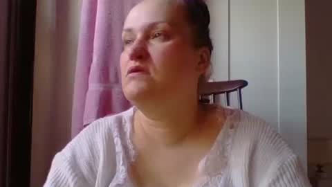 Snapshot of _squirty_pussyyy_ chatting on March 2025 07:32:01 AM Melisa online show from March 2025 07:32:01 AM