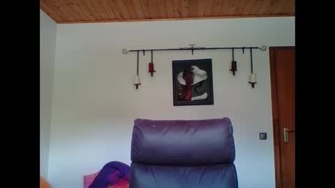 Snapshot of _squirty_pussyyy_ chatting on September 2025 10:26:02 AM Melisa online show from September 2025 10:26:02 AM