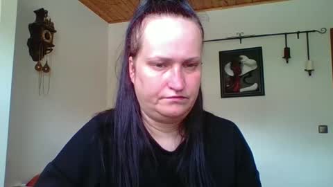 Snapshot of _squirty_pussyyy_ chatting on September 2025 09:43:01 AM Melisa online show from September 2025 09:43:01 AM