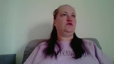 Snapshot of _squirty_pussyyy_ chatting on October 2025 05:13:01 AM Melisa online show from October 2025 05:13:01 AM