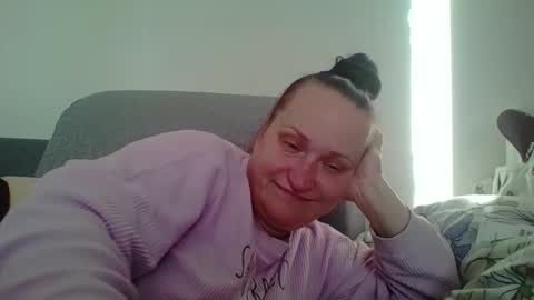 Snapshot of _squirty_pussyyy_ chatting on October 2025 01:53:02 PM Melisa online show from October 2025 01:53:02 PM