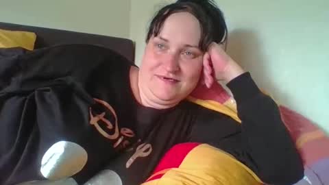 Melisa online show from June 2026 02:33:01 PM