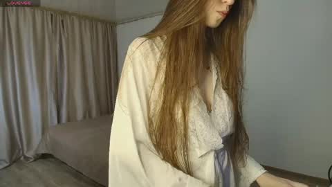 Stella Grace online show from May 2026 09:38:02 AM