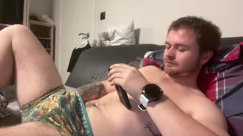 _stevie___ online show from November 2025 06:18:02 PM