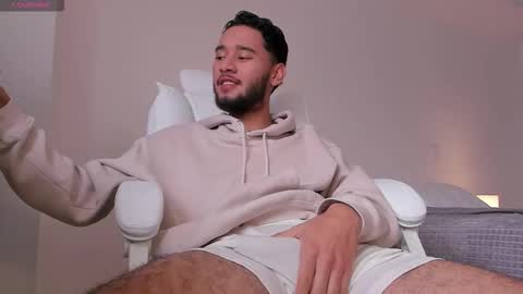 Snapshot of _stivenn chatting on February 2026 03:44:01 PM STIVEN online show from February 2026 03:44:01 PM