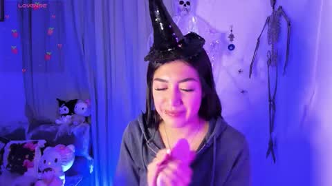 Angela   online show from October 2025 02:01:01 AM