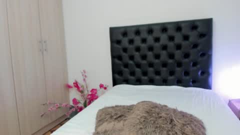 Sussi online show from January 2025 04:41:01 PM