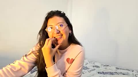 _sweet_melodyy online show from May 2026 09:55:01 PM
