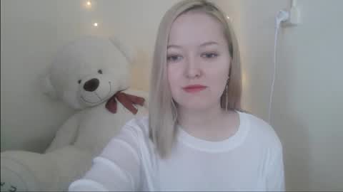 _sweet_smile_ online show from February 2026 08:43:02 AM