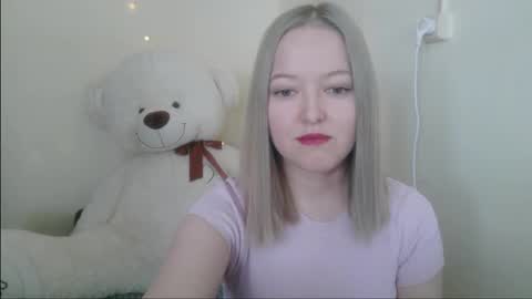 _sweet_smile_ online show from February 2026 08:43:01 AM