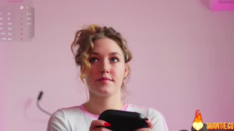 Snapshot of _taylor_swift chatting on November 2025 06:24:01 AM Taylor online show from November 2025 06:24:01 AM