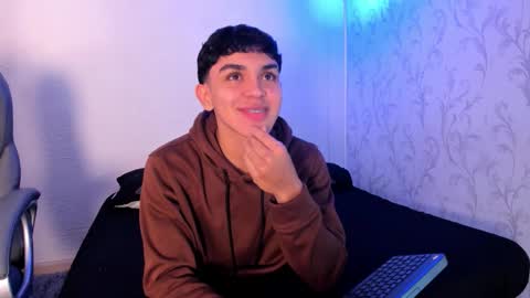 Snapshot of _taylorblack chatting on December 2025 11:39:02 AM _taylorblack online show from December 2025 11:39:02 AM