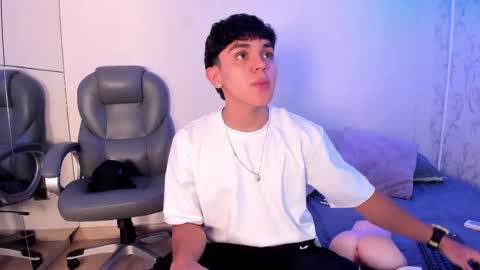 Snapshot of _taylorblack chatting on February 2026 11:44:02 AM _taylorblack online show from February 2026 11:44:02 AM