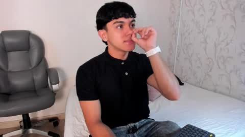 Snapshot of _taylorblack chatting on February 2026 11:42:02 AM _taylorblack online show from February 2026 11:42:02 AM