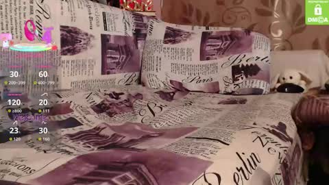 Mia online show from September 2025 02:06:01 AM