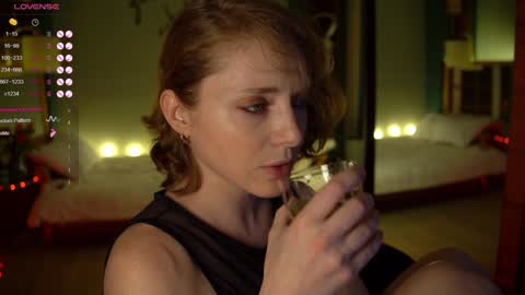 Snapshot of _the_sun_ chatting on January 2025 11:53:02 PM Evi online show from January 2025 11:53:02 PM