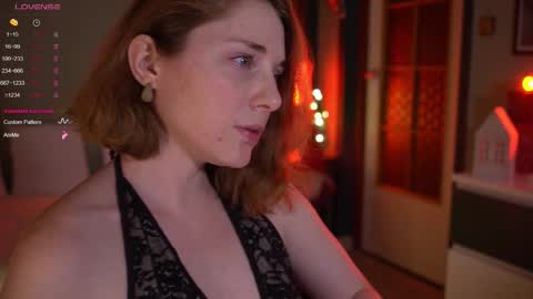 Snapshot of _the_sun_ chatting on December 2025 08:38:01 PM Evi online show from December 2025 08:38:01 PM