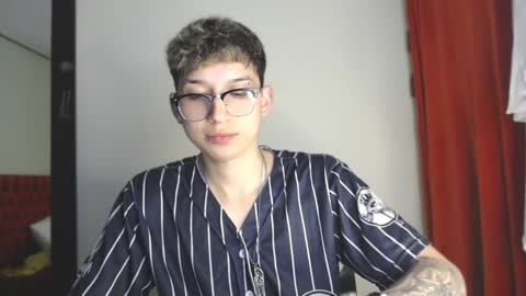 Snapshot of _thomas_hot_ chatting on December 2024 07:07:02 PM Thomas online show from December 2024 07:07:02 PM