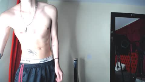 Snapshot of _thomas_hot_ chatting on February 2025 09:25:02 PM Thomas online show from February 2025 09:25:02 PM