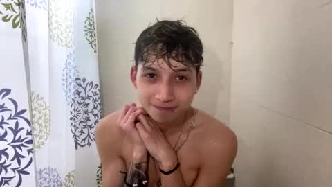 Snapshot of _thomas_hot_ chatting on February 2025 10:47:02 PM Thomas online show from February 2025 10:47:02 PM