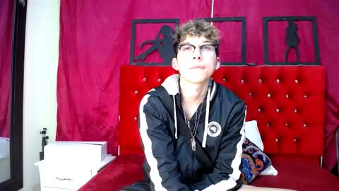 Snapshot of _thomas_hot_ chatting on February 2025 05:16:01 AM Thomas online show from February 2025 05:16:01 AM