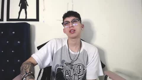 Snapshot of _thomas_hot_ chatting on September 2025 02:15:02 AM Thomas online show from September 2025 02:15:02 AM