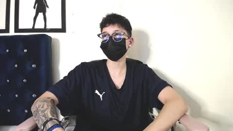 Snapshot of _thomas_hot_ chatting on October 2025 04:29:01 AM Thomas online show from October 2025 04:29:01 AM