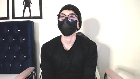 Snapshot of _thomas_hot_ chatting on October 2025 05:03:02 AM Thomas online show from October 2025 05:03:02 AM