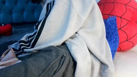 Thomas online show from March 2026 04:25:02 AM