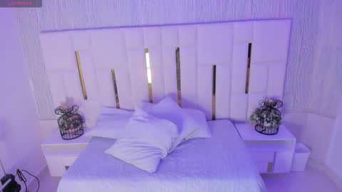 Rousse  online show from September 2025 07:02:02 PM