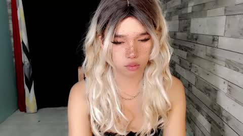 Snapshot of _topdomfucker_ chatting on January 2025 11:07:01 PM Iam Alex online show from January 2025 11:07:01 PM