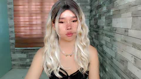 Snapshot of _topdomfucker_ chatting on February 2025 05:40:01 AM Iam Alex online show from February 2025 05:40:01 AM