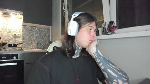 _torfin_ online show from March 2025 12:21:01 AM