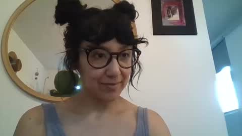 _tutti_frutti_ online show from February 2026 11:30:02 PM