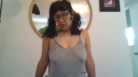 _tutti_frutti_ online show from May 2026 09:11:01 PM