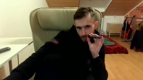 Snapshot of _v_l_a_d_ chatting on February 2025 10:30:02 PM Vlad online show from February 2025 10:30:02 PM