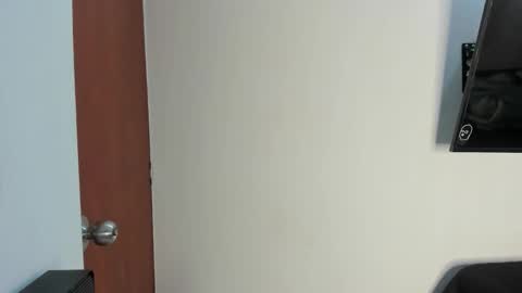 Snapshot of _valentina_69 chatting on January 2026 10:35:01 PM _valentina_69 online show from January 2026 10:35:01 PM