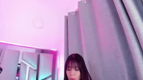 _valeria_saenz_ online show from July 2026 03:02:02 AM