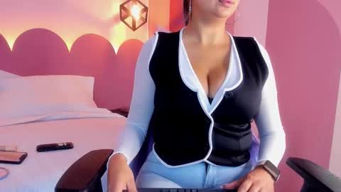 Snapshot of _valeryboobs_ chatting on November 2025 12:48:02 PM _valeryboobs_ online show from November 2025 12:48:02 PM