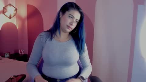 Snapshot of _valeryboobs_ chatting on December 2025 01:17:02 PM _valeryboobs_ online show from December 2025 01:17:02 PM