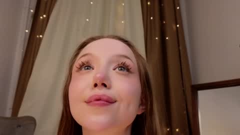 Snapshot of _violet_mills_ chatting on January 2025 02:24:02 AM Violet online show from January 2025 02:24:02 AM