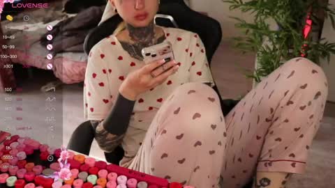Alis online show from May 2026 01:49:02 PM
