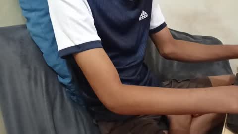 Snapshot of _vov_ chatting on December 2024 12:39:02 PM _vov_ online show from December 2024 12:39:02 PM