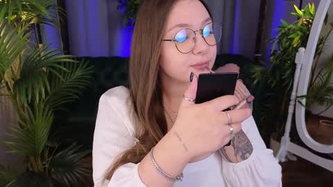 Wendy online show from December 2024 01:49:01 PM