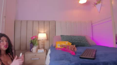 _wendy_x online show from September 2025 11:33:01 AM