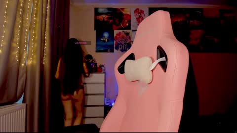 Enni online show from December 2024 08:07:02 AM