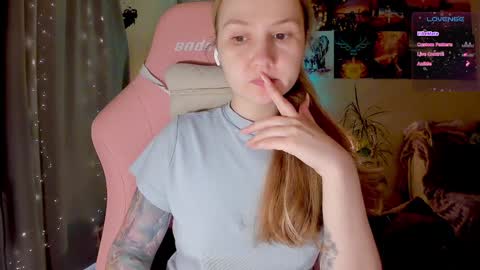 Enni online show from September 2025 07:19:01 AM