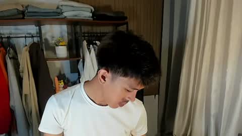 Snapshot of _xxhavefunwithme69_ chatting on June 2026 10:27:01 AM Andrei online show from June 2026 10:27:01 AM